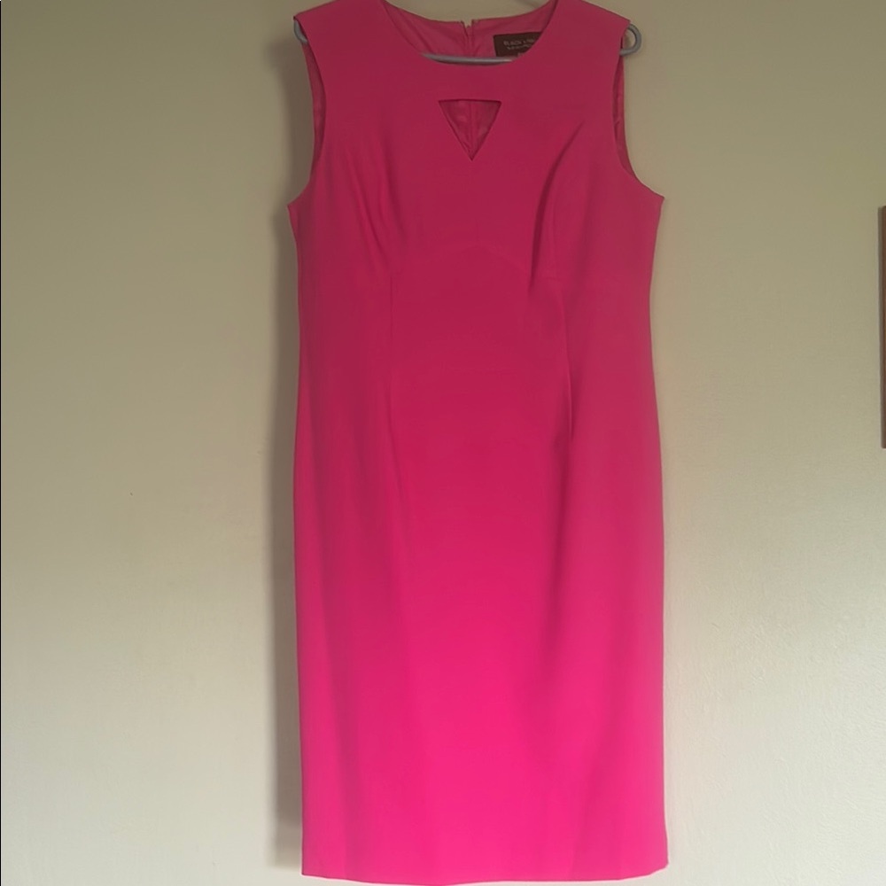 Black Label Pink V-Neck Sheath Midi Dress